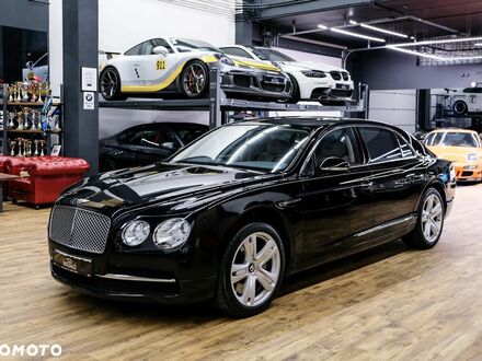 Бентли Флаинг Спур 2014 в Европе на Automoto.ua Черный Бентли Флаинг Спур, объемом двигателя 6 л и пробегом 140 тыс. км за 84643 $, фото 1 на Automoto.ua