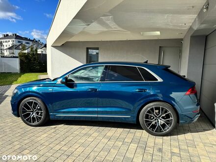 Ауди Q8 2019 в Европе на Automoto.ua Синий Ауди Q8, объемом двигателя 2.97 л и пробегом 130 тыс. км за 55666 $, фото 1 на Automoto.ua