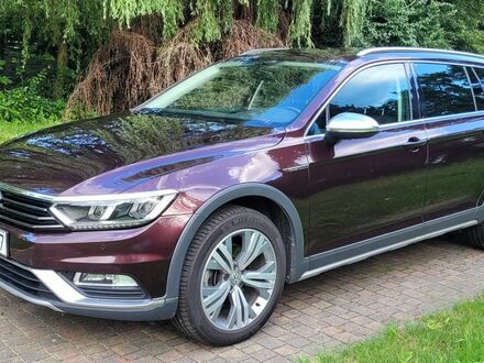 Фольксваген Пассат Альтрак 2018 в Европе на Automoto.ua Фольксваген Пассат Альтрак, объемом двигателя 1.97 л и пробегом 75 тыс. км за 84900 $, фото 1 на Automoto.ua
