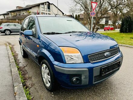 Форд Фьюжен 2008 у Європі на Automoto.ua Синій Форд Фьюжен, об'ємом двигуна 1.39 л та пробігом 166 тис. км за 2392 $, фото 1 на Automoto.ua