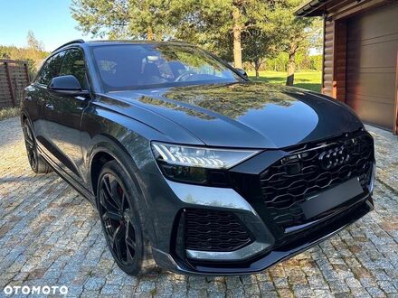 Ауди RS Q8 2021 в Европе на Automoto.ua Серый Ауди RS Q8, объемом двигателя 4 л и пробегом 77 тыс. км за 125182 $, фото 1 на Automoto.ua