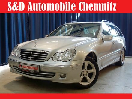 Мерседес Ц 180 2007 в Европе на Automoto.ua Серебряный Мерседес Ц 180, объемом двигателя 1.8 л и пробегом 98 тыс. км за 9639 $, фото 1 на Automoto.ua
