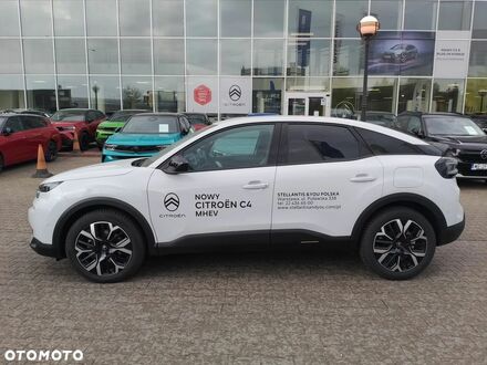 Ситроен С4 2025 в Европе на Automoto.ua Белый Ситроен С4, объемом двигателя 0 л и пробегом 2 тыс. км за 143900 $, фото 1 на Automoto.ua