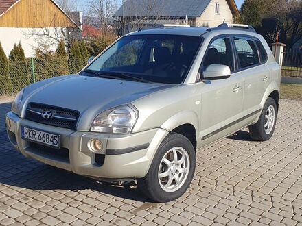 Хендай Туксон 2007 в Европе на Automoto.ua Бежевый Хендай Туксон, объемом двигателя 1 л и пробегом 127 тыс. км за 21800 $, фото 1 на Automoto.ua