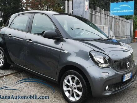 Смарт Forfour 2018 у Європі на Automoto.ua Сірий Смарт Forfour, об'ємом двигуна 1 л та пробігом 87 тис. км за 11483 $, фото 1 на Automoto.ua
