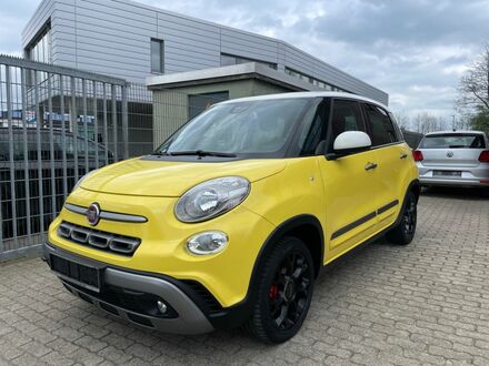 Желтый Фиат 500L, объемом двигателя 1.25 л и пробегом 79 тыс. км за 15240 $, фото 1 на Automoto.ua