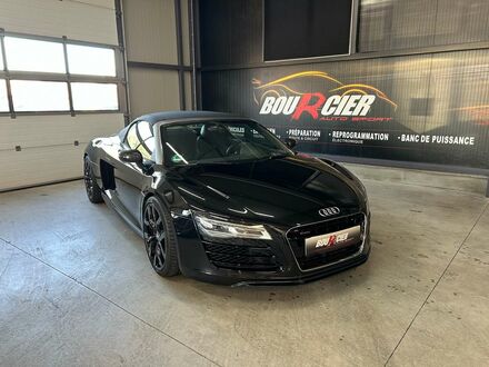 Ауди Р8 2014 в Европе на Automoto.ua Черный Ауди Р8, объемом двигателя 5.2 л и пробегом 80 тыс. км за 89990 $, фото 1 на Automoto.ua