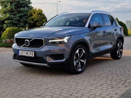 Вольво XC40, объемом двигателя 1.97 л и пробегом 60 тыс. км за 29158 $, фото 1 на Automoto.ua