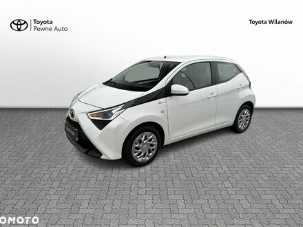 Тойота Айго, объемом двигателя 1 л и пробегом 23 тыс. км за 10778 $, фото 1 на Automoto.ua