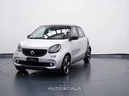 Смарт Форфор 2018 в Европе на Automoto.ua Серебряный Смарт Форфор, объемом двигателя 1 л и пробегом 63 тыс. км за 15095 $, фото 1 на Automoto.ua