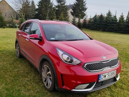 Кіа Niro, об'ємом двигуна 1.58 л та пробігом 57 тис. км за 15551 $, фото 1 на Automoto.ua