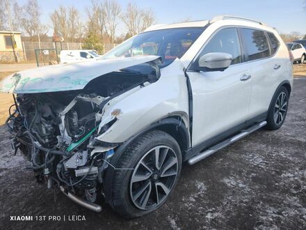 Ниссан ИксТрейл 2015 в Европе на Automoto.ua Белый Ниссан ИксТрейл, объемом двигателя 1.6 л и пробегом 219 тыс. км за 3786 $, фото 1 на Automoto.ua