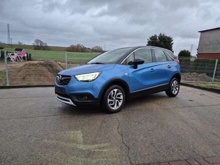 Опель Crossland X 2019 в Европе на Automoto.ua Синий Опель Crossland X, объемом двигателя 1.5 л и пробегом 98 тыс. км за 51000 $, фото 1 на Automoto.ua