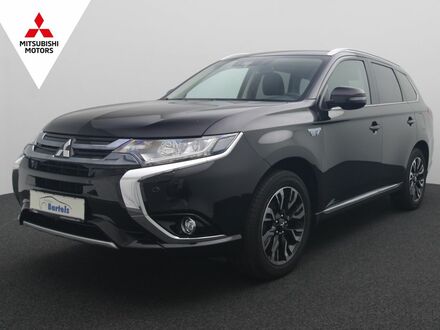 Чорний Міцубісі Outlander PHEV, об'ємом двигуна 2 л та пробігом 74 тис. км за 24552 $, фото 1 на Automoto.ua