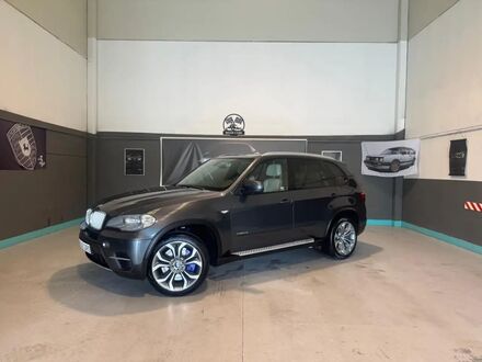 БМВ Х5 2011 в Европе на Automoto.ua Серый БМВ Х5, объемом двигателя 4.4 л и пробегом 190 тыс. км за 24527 $, фото 1 на Automoto.ua
