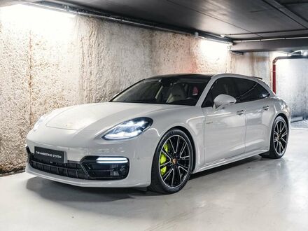 Сірий Порше Panamera, об'ємом двигуна 4 л та пробігом 81 тис. км за 123815 $, фото 1 на Automoto.ua