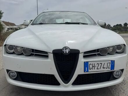 Альфа Ромео 159 2009 у Європі на Automoto.ua Альфа Ромео 159, об'ємом двигуна 1.96 л та пробігом 215 тис. км за 5704 $, фото 1 на Automoto.ua