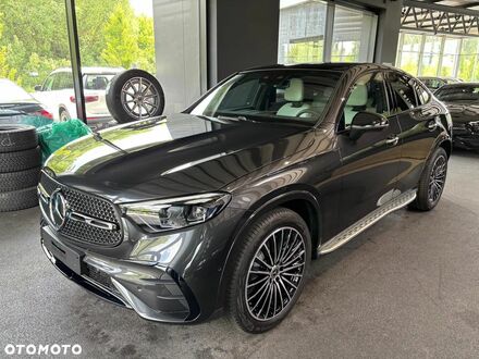Мерседес ЦЛЦ-клас 2025 у Європі на Automoto.ua Сірий Мерседес ЦЛЦ-клас, об'ємом двигуна 1 л та пробігом 5 тис. км за 369000 $, фото 1 на Automoto.ua