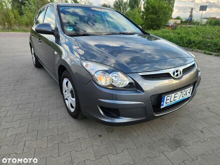 Хендай i30, об'ємом двигуна 1.4 л та пробігом 175 тис. км за 3866 $, фото 1 на Automoto.ua