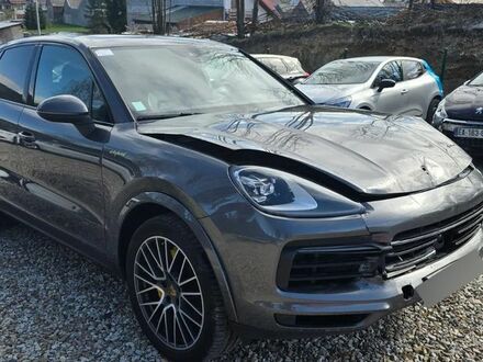 Порше Cayenne 2019 у Європі на Automoto.ua Сірий Порше Cayenne, об'ємом двигуна 3 л та пробігом 83 тис. км за 148000 $, фото 1 на Automoto.ua