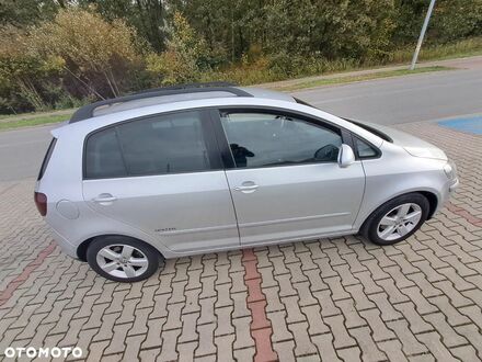 Фольксваген Гольф Плюс 2008 в Европе на Automoto.ua Серый Фольксваген Гольф Плюс, объемом двигателя 1 л и пробегом 285 тыс. км за 8000 $, фото 1 на Automoto.ua