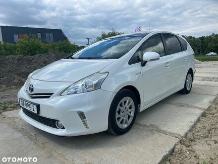 Тойота Prius Plus 2012 у Європі на Automoto.ua Білий Тойота Prius Plus, об'ємом двигуна 1 л та пробігом 170 тис. км за 11865 $, фото 1 на Automoto.ua