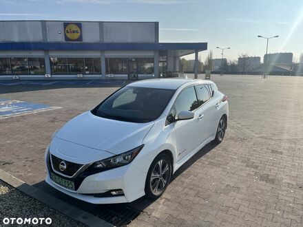 Ниссан Лиф 2018 в Европе на Automoto.ua Белый Ниссан Лиф, объемом двигателя 0 л и пробегом 54 тыс. км за 13076 $, фото 1 на Automoto.ua
