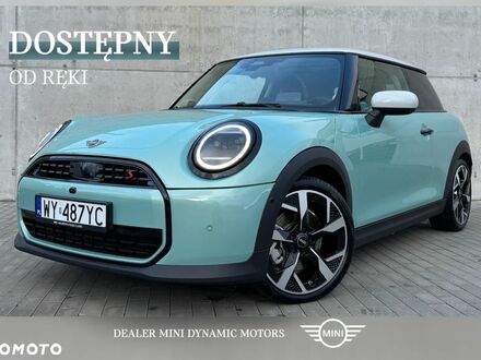 Мини Купер С 2024 в Европе на Automoto.ua Зеленый Мини Купер С, объемом двигателя 1 л и пробегом 9 тыс. км за 139900 $, фото 1 на Automoto.ua