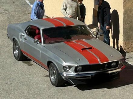 Серый Форд Mustang Mach-E, объемом двигателя 0 л и пробегом 50 тыс. км за 41935 $, фото 1 на Automoto.ua