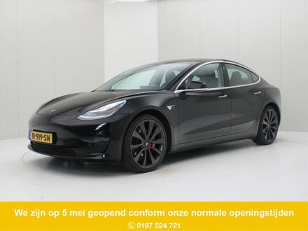 Тесла Модель 3 2020 в Европе на Automoto.ua Черный Тесла Модель 3, объемом двигателя 0 л и пробегом 98 тыс. км за 28399 $, фото 1 на Automoto.ua