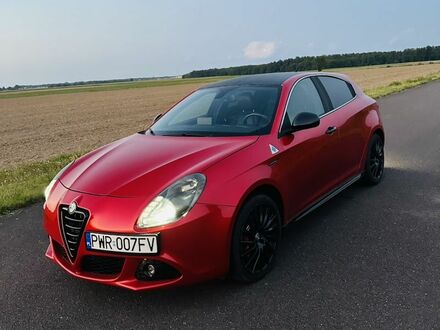 Альфа Ромео Giulietta, об'ємом двигуна 1.96 л та пробігом 185 тис. км за 5594 $, фото 1 на Automoto.ua