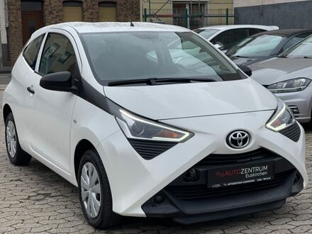 Тойота Айго 2020 в Европе на Automoto.ua Белый Тойота Айго, объемом двигателя 1 л и пробегом 8 тыс. км за 10533 $, фото 1 на Automoto.ua