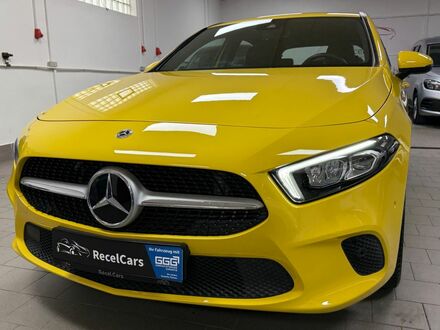 Мерседес А 180 2019 в Европе на Automoto.ua Оранжевый Мерседес А 180, объемом двигателя 1.33 л и пробегом 43 тыс. км за 25644 $, фото 1 на Automoto.ua
