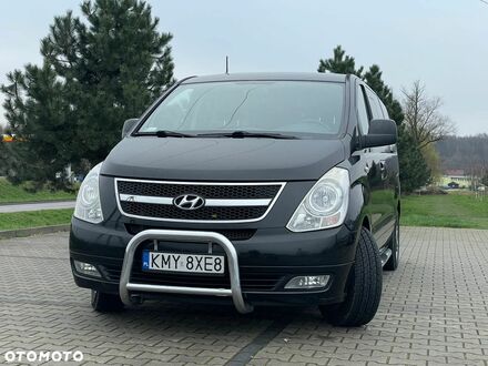 Хендай H-1, объемом двигателя 2.5 л и пробегом 247 тыс. км за 10583 $, фото 1 на Automoto.ua