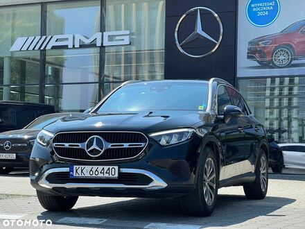 Мерседес ЦЛЦ-клас 2022 у Європі на Automoto.ua Чорний Мерседес ЦЛЦ-клас, об'ємом двигуна 1 л та пробігом 42 тис. км за 205900 $, фото 1 на Automoto.ua