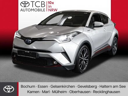 Тойота C-HR 2019 в Европе на Automoto.ua Серебряный Тойота C-HR, объемом двигателя 1.8 л и пробегом 65 тыс. км за 26581 $, фото 1 на Automoto.ua