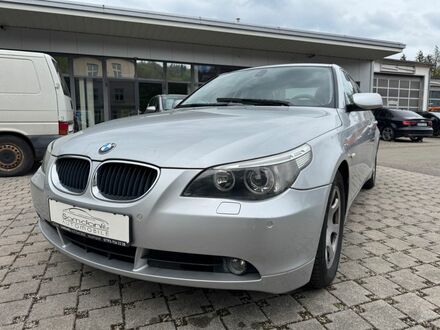 БМВ 525 2004 в Европе на Automoto.ua Серебряный БМВ 525, объемом двигателя 2.49 л и пробегом 245 тыс. км за 6525 $, фото 1 на Automoto.ua