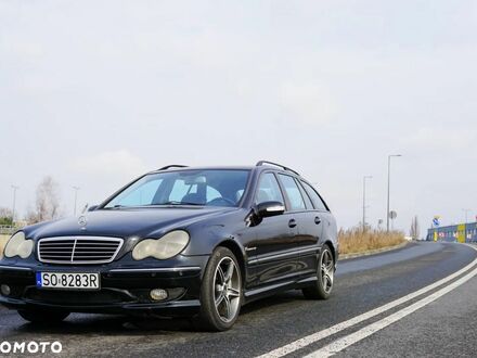 Мерседес Ц-Класс 2001 в Европе на Automoto.ua Черный Мерседес Ц-Класс, объемом двигателя 3.2 л и пробегом 249 тыс. км за 35900 $, фото 1 на Automoto.ua