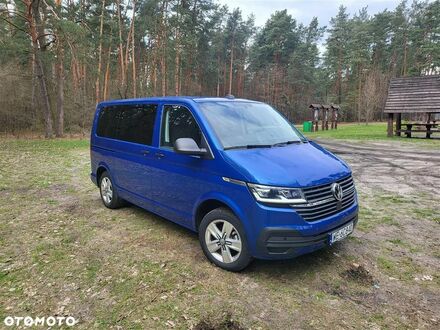 Фольксваген Мультиван 2022 в Европе на Automoto.ua Синий Фольксваген Мультиван, объемом двигателя 1 л и пробегом 90 тыс. км за 52034 $, фото 1 на Automoto.ua