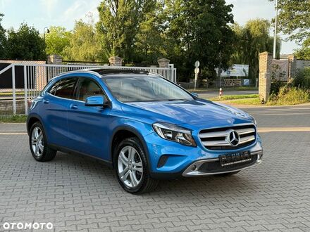 Мерседес ГЛА-Клас 2015 у Європі на Automoto.ua Синій Мерседес ГЛА-Клас, об'ємом двигуна 1 л та пробігом 173 тис. км за 17192 $, фото 1 на Automoto.ua