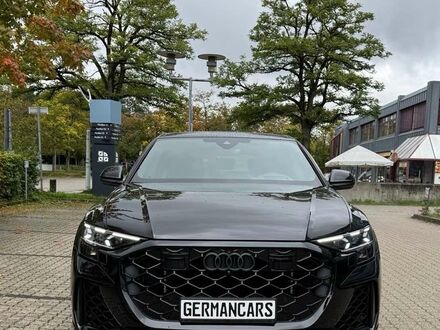 Ауди RS Q8 2024 в Европе на Automoto.ua Черный Ауди RS Q8, объемом двигателя 4 л и пробегом 10 тыс. км за 176000 $, фото 1 на Automoto.ua