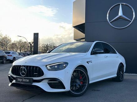 Мерседес E 63 AMG 2023 в Европе на Automoto.ua Белый Мерседес E 63 AMG, объемом двигателя 3.98 л и пробегом 25 тыс. км за 116490 $, фото 1 на Automoto.ua