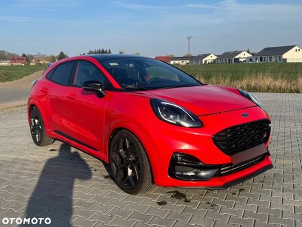 Форд Пума 2021 в Европе на Automoto.ua Красный Форд Пума, объемом двигателя 1 л и пробегом 86 тыс. км за 76900 $, фото 1 на Automoto.ua