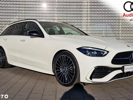 Мерседес Ц-Класс 2022 в Европе на Automoto.ua Белый Мерседес Ц-Класс, объемом двигателя 1 л и пробегом 21 тыс. км за 186900 $, фото 1 на Automoto.ua