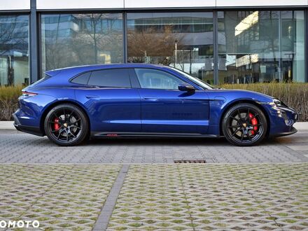 Порше Тайкан 2023 у Європі на Automoto.ua Порше Тайкан, об'ємом двигуна 0 л та пробігом 11 тис. км за 429800 $, фото 1 на Automoto.ua