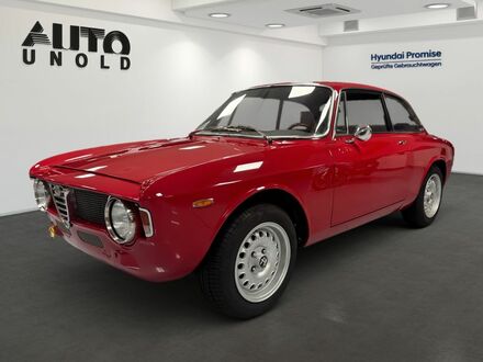 Альфа Ромео GT 1968 у Європі на Automoto.ua Альфа Ромео GT, об'ємом двигуна 1.6 л та пробігом 200 тис. км за 72757 $, фото 1 на Automoto.ua
