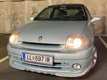 Рено Клио 1999 в Европе на Automoto.ua Серебряный Рено Клио, объемом двигателя 0 л и пробегом 71 тыс. км за 1737 $, фото 1 на Automoto.ua