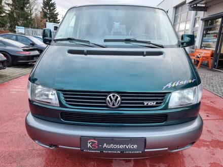 Фольксваген Т4 1998 у Європі на Automoto.ua Зелений Фольксваген Т4, об'ємом двигуна 2.46 л та пробігом 399 тис. км за 7832 $, фото 1 на Automoto.ua