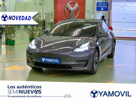 Тесла Модель 3 2022 в Европе на Automoto.ua Серый Тесла Модель 3, объемом двигателя 0 л и пробегом 32 тыс. км за 32252 $, фото 1 на Automoto.ua