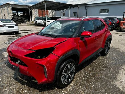 Тойота Yaris Cross 2022 у Європі на Automoto.ua Червоний Тойота Yaris Cross, об'ємом двигуна 1.5 л та пробігом 28 тис. км за 12517 $, фото 1 на Automoto.ua